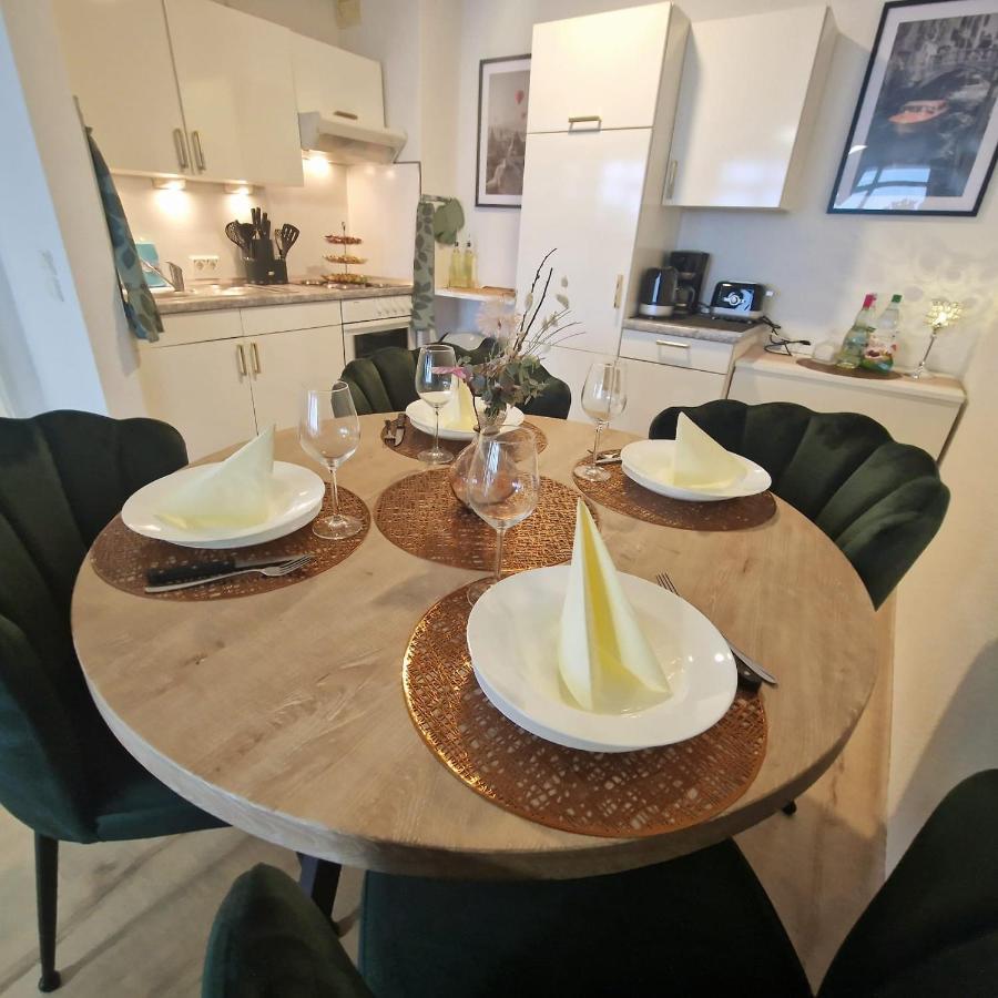 Ferienwohnung Mit Meerblick In Bad Zwischenahn Exterior foto